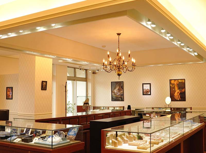 JEWEL SEVEN BRIDAL 周南店の店舗写真